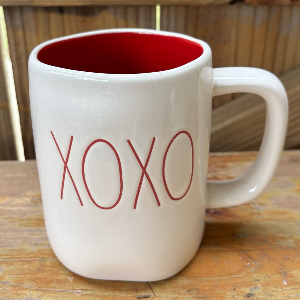 XOXO Hugs & Kisses Rae Dunn Artisan Collection by Magenta Jumbo 22oz Coffee Mug